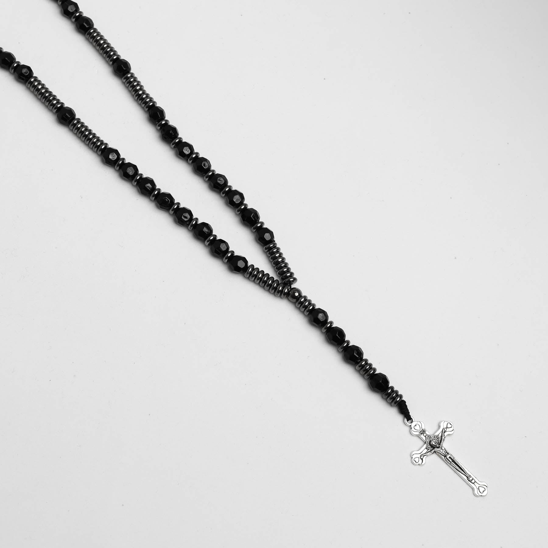 Colier Black Cross