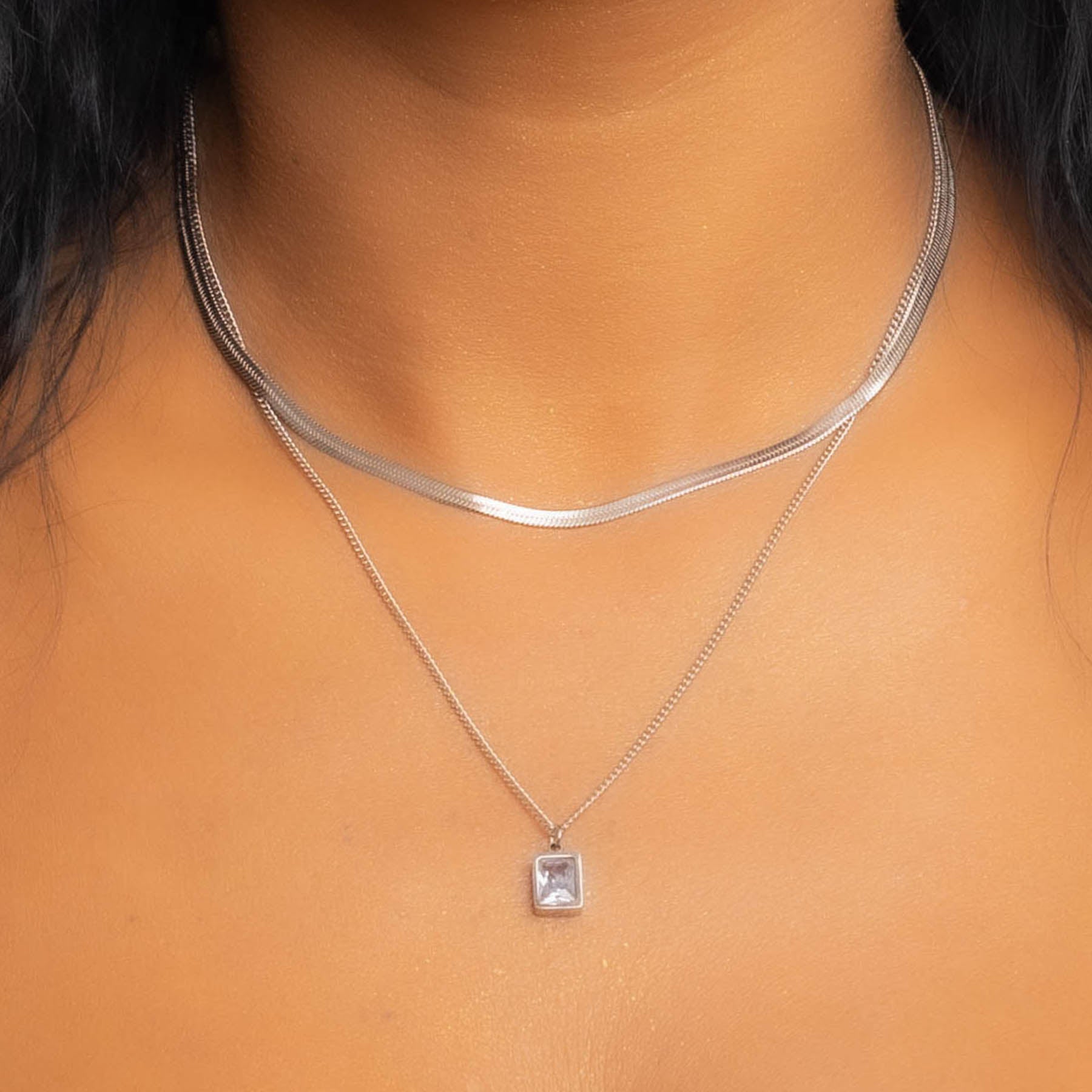 🔘 Colier Dublu din Oțel Inoxidabil – Bijuterie cu Două Lanțuri Elegante