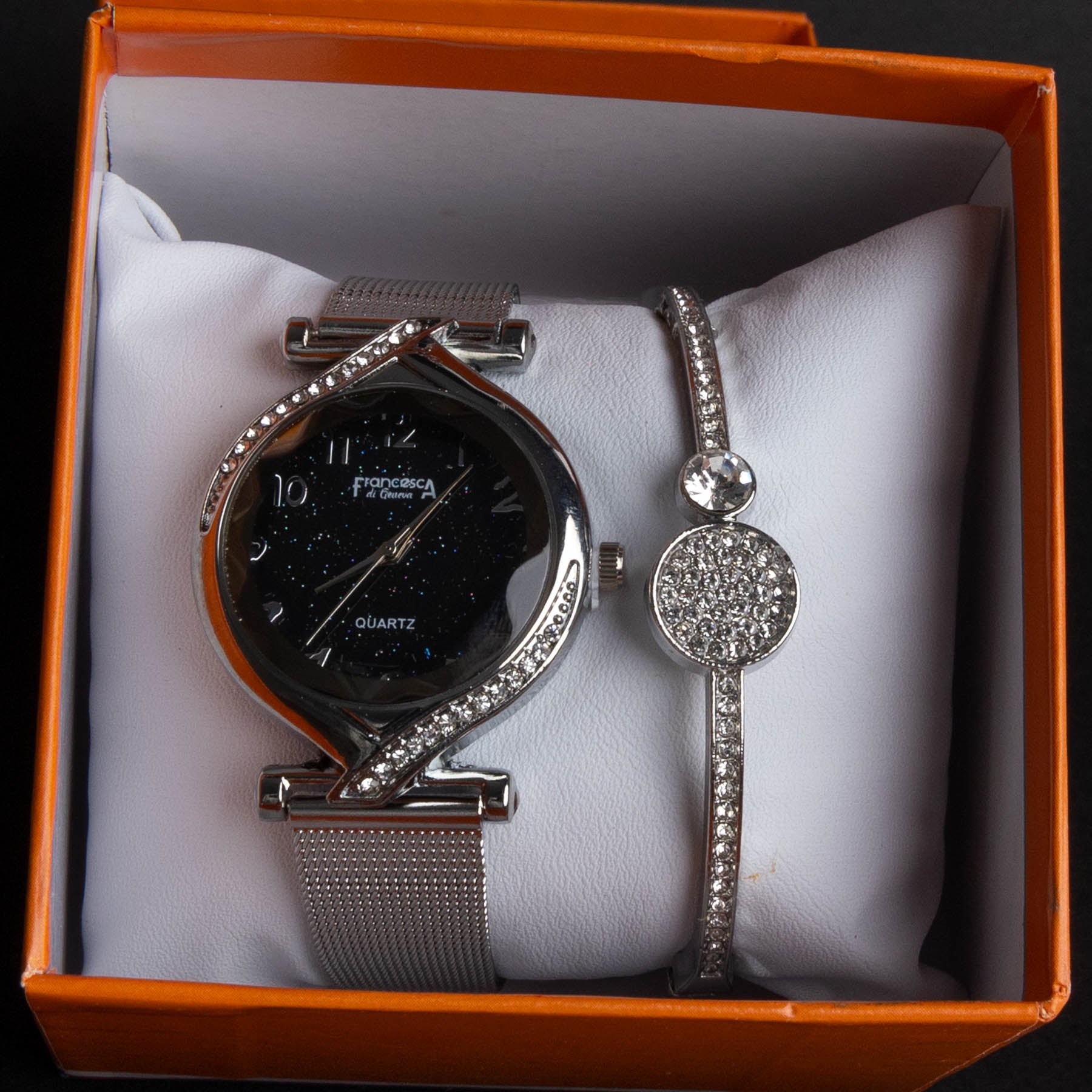 ⏱️ Ceas & Brățară Silver – Eleganță care durează în timp
