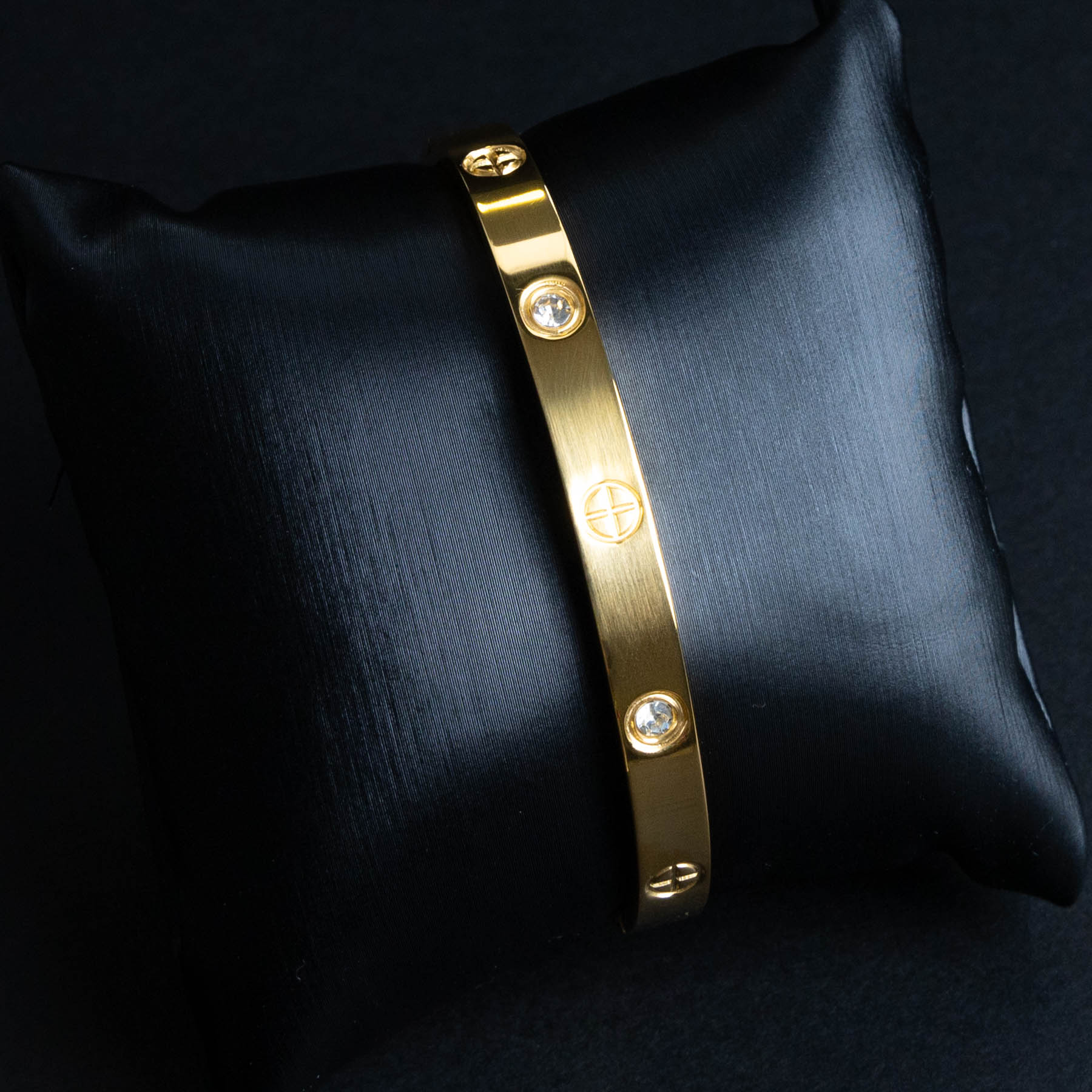 Bratara fixa tip Bangle Gold