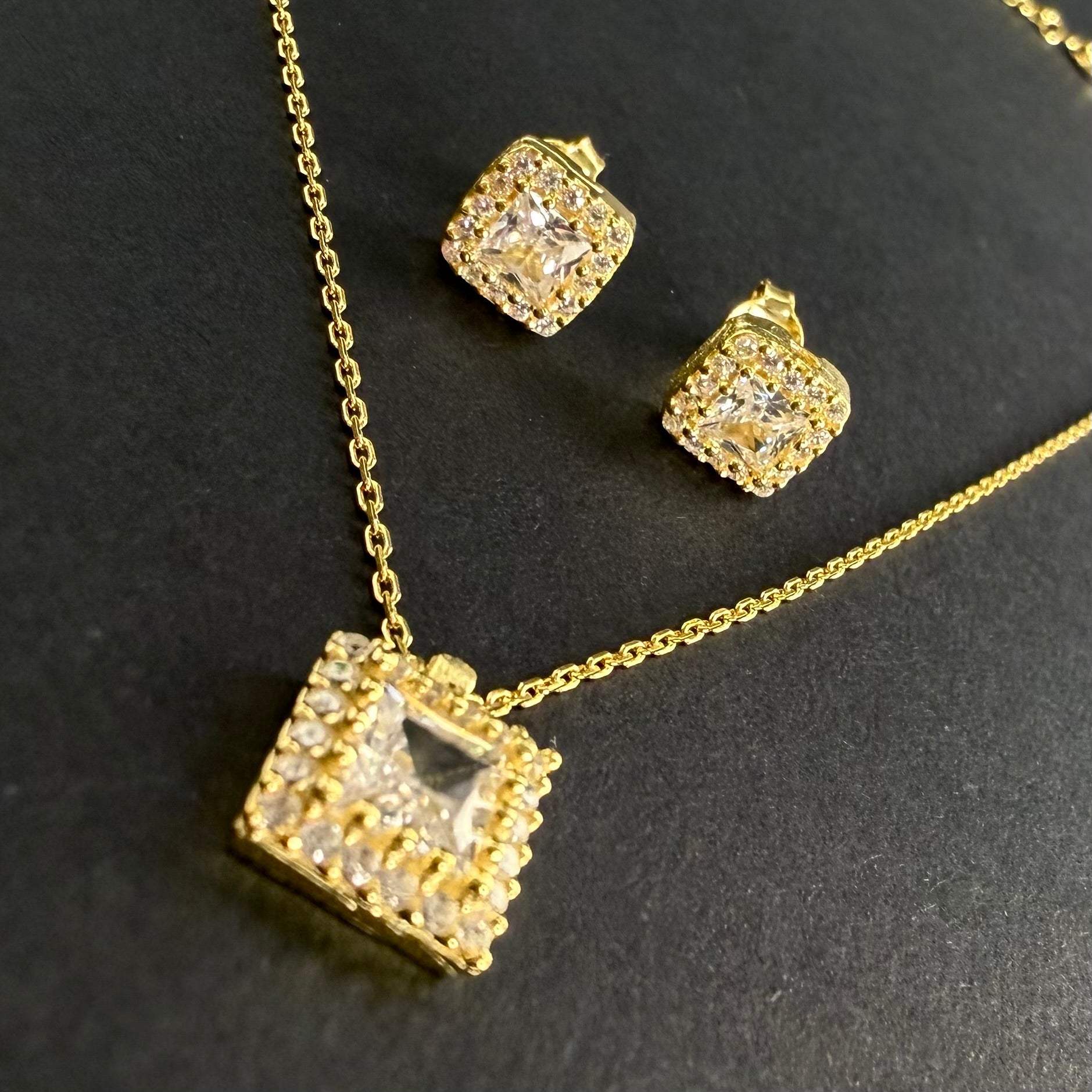 Set Bijuterii Pătrate din Argint 925 Placat cu Aur