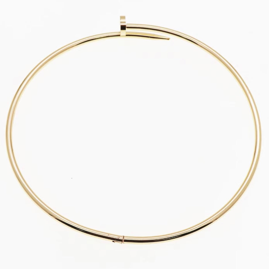 🔱 Colier Cui Gold – Bijuterie cu Design Puternic