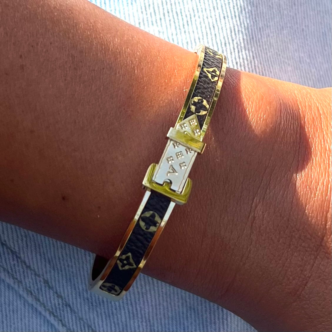 💫 Brățară Luxury Buckle – Gold