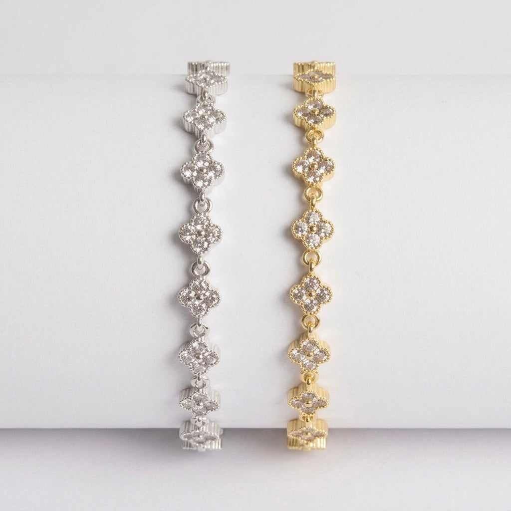 ✨ Brățara Shine Flower – Delicatețe în două nuanțe regale