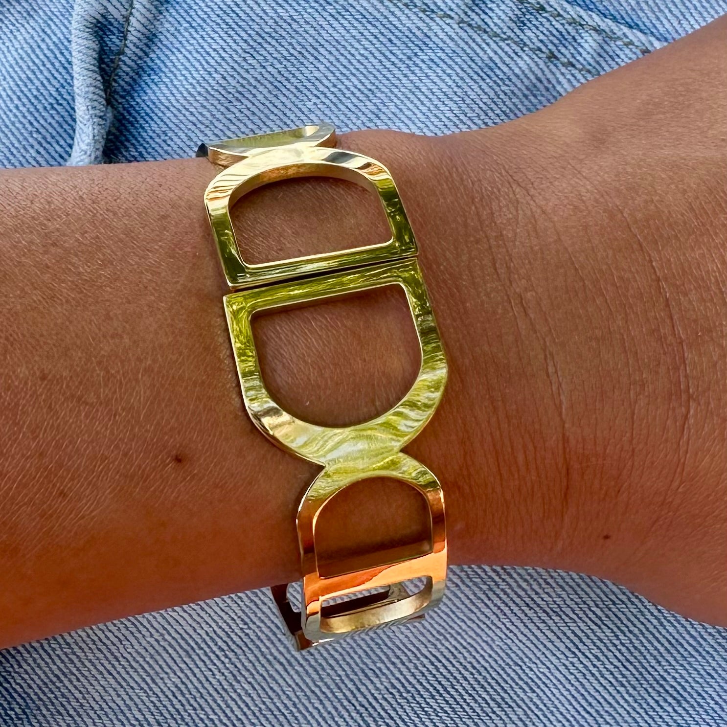 🔱 Brățară Statement Geometric – Gold
