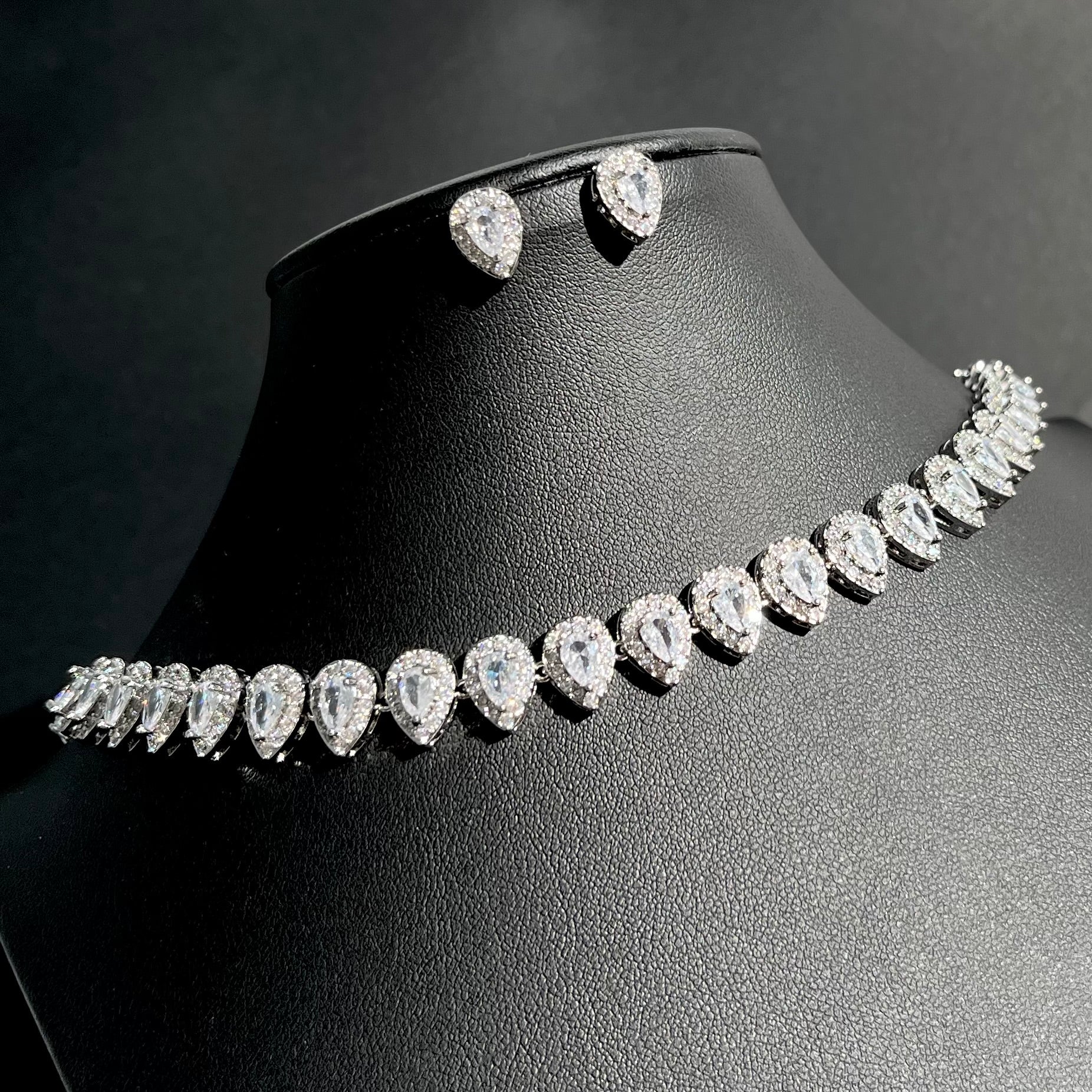 💎 Set Royal Pear – Strălucire Regală