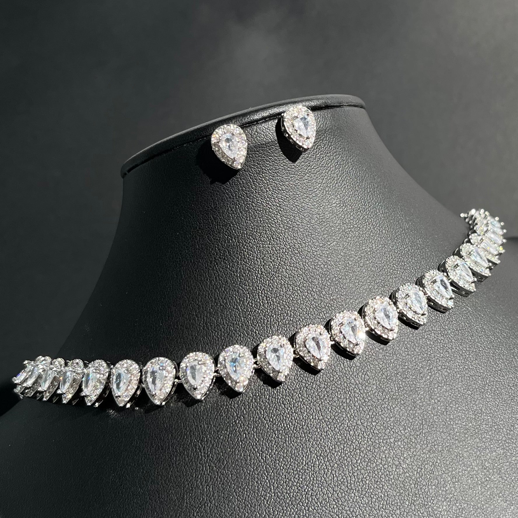 💎 Set Royal Pear – Strălucire Regală