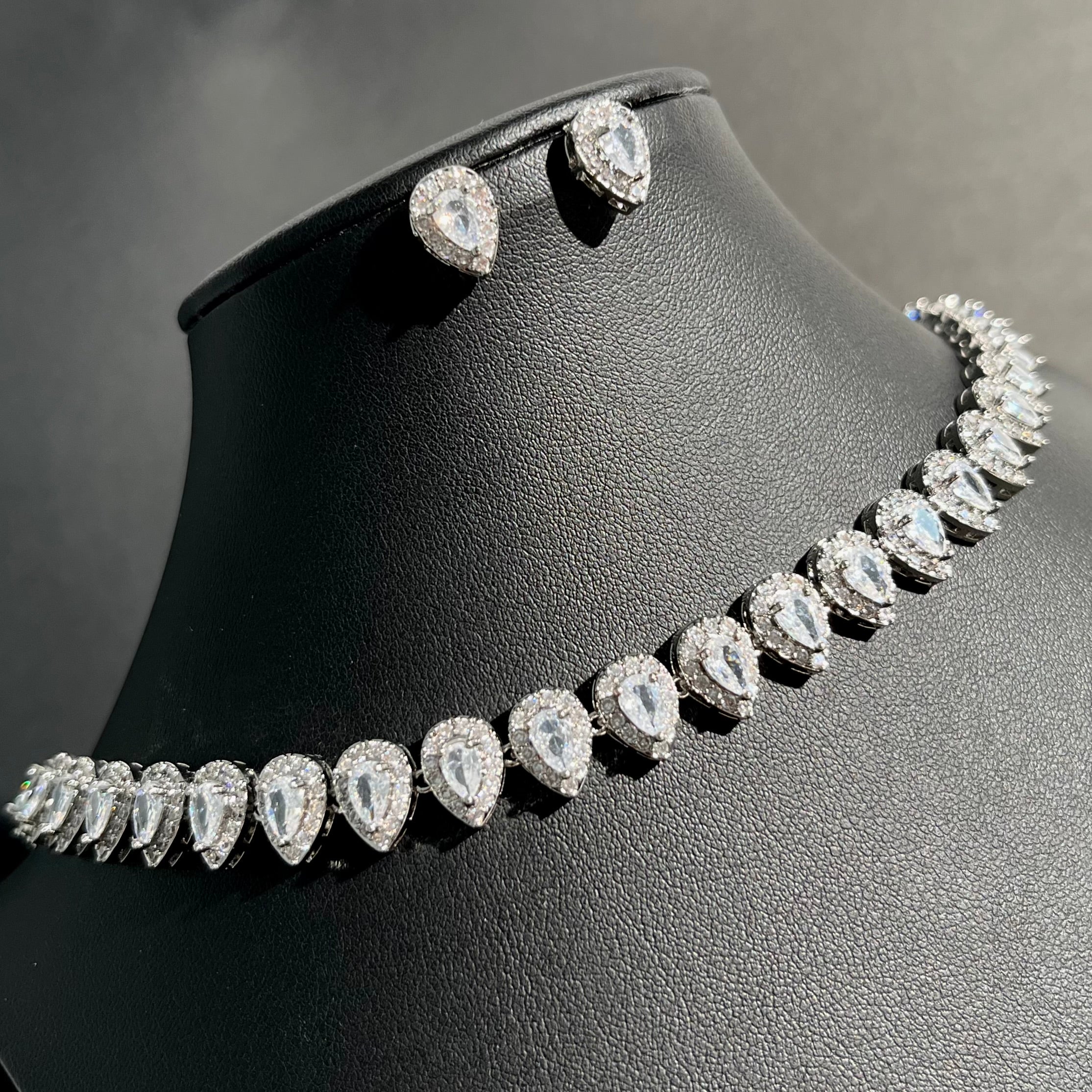 💎 Set Royal Pear – Strălucire Regală