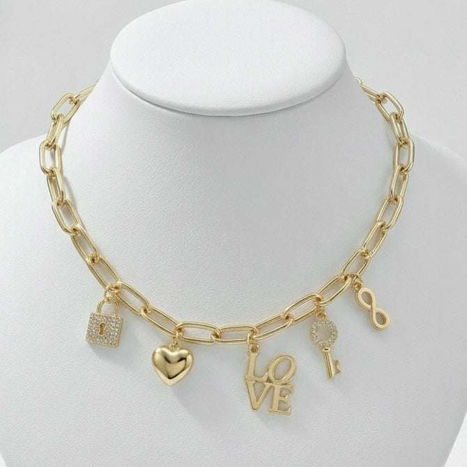 Colier tip talisman placat cu aur de 18k