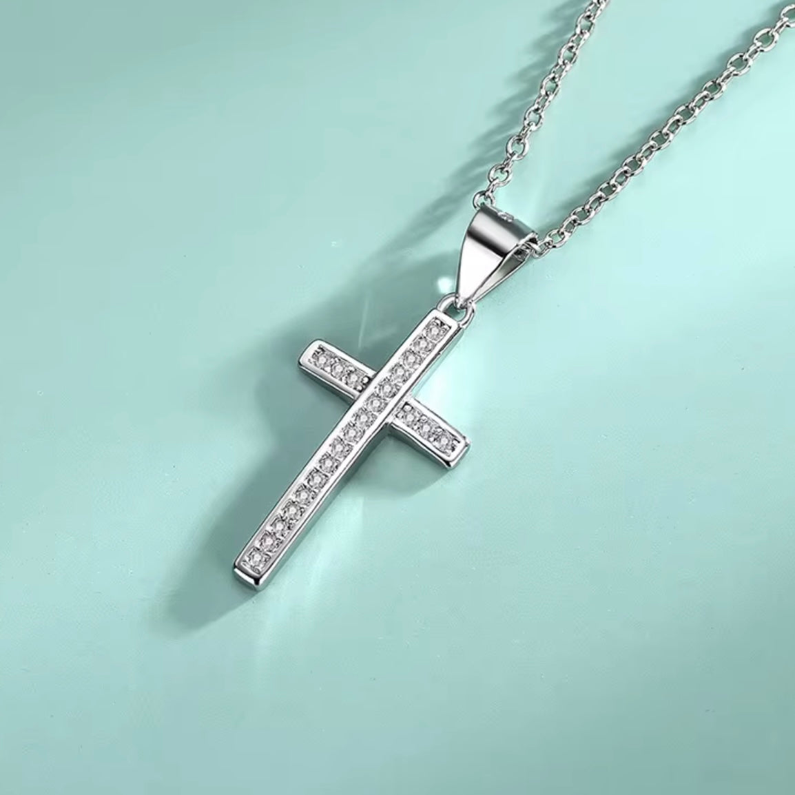 💎 Colier Cross Glow – Argint 925