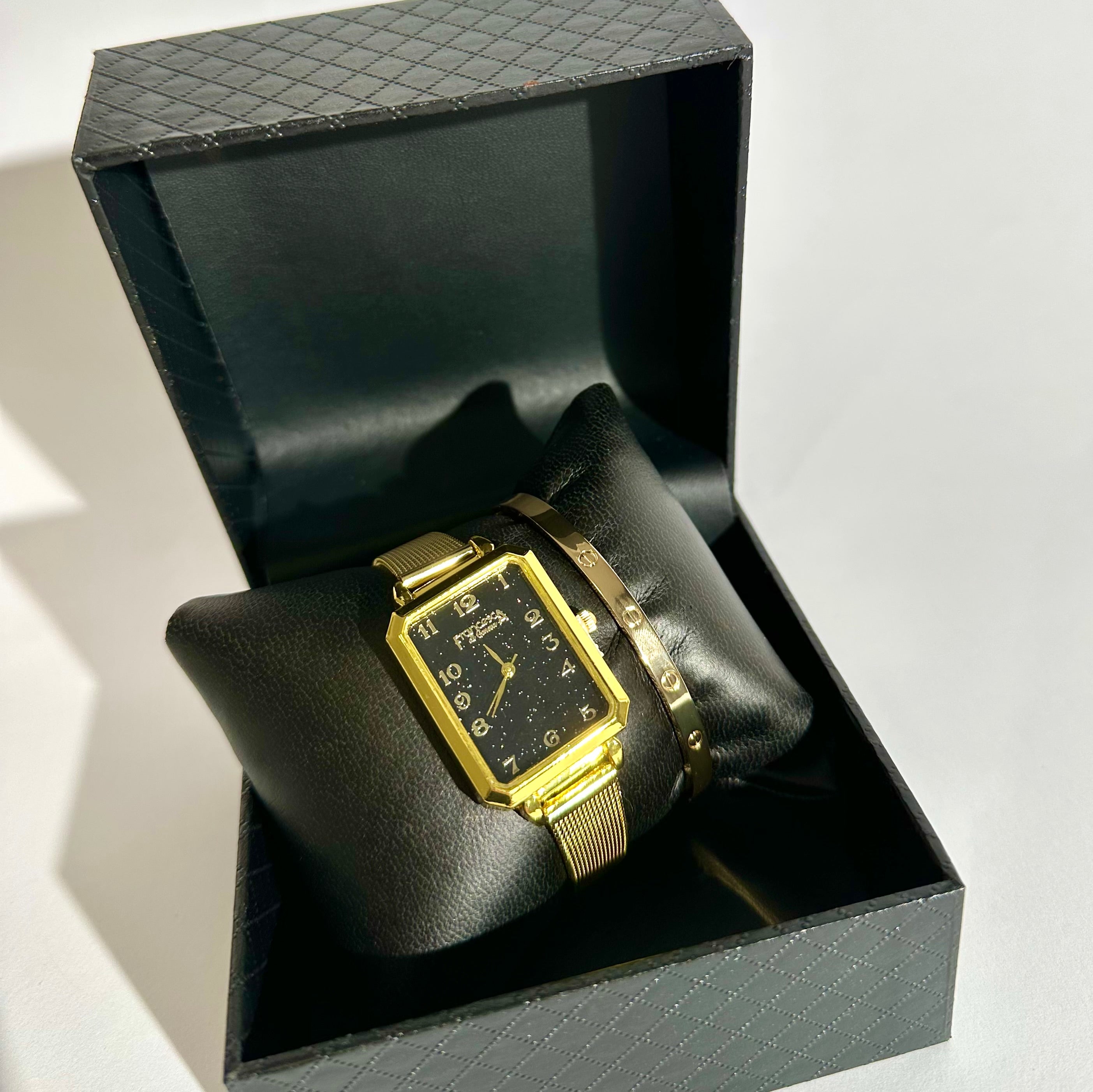 ✨ Set Ceas & Brățară – Eleganță Aurie cu Design Rectangular
