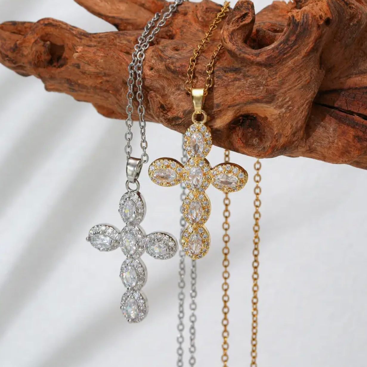 ✝️ Colier Cruce Diamond  💎