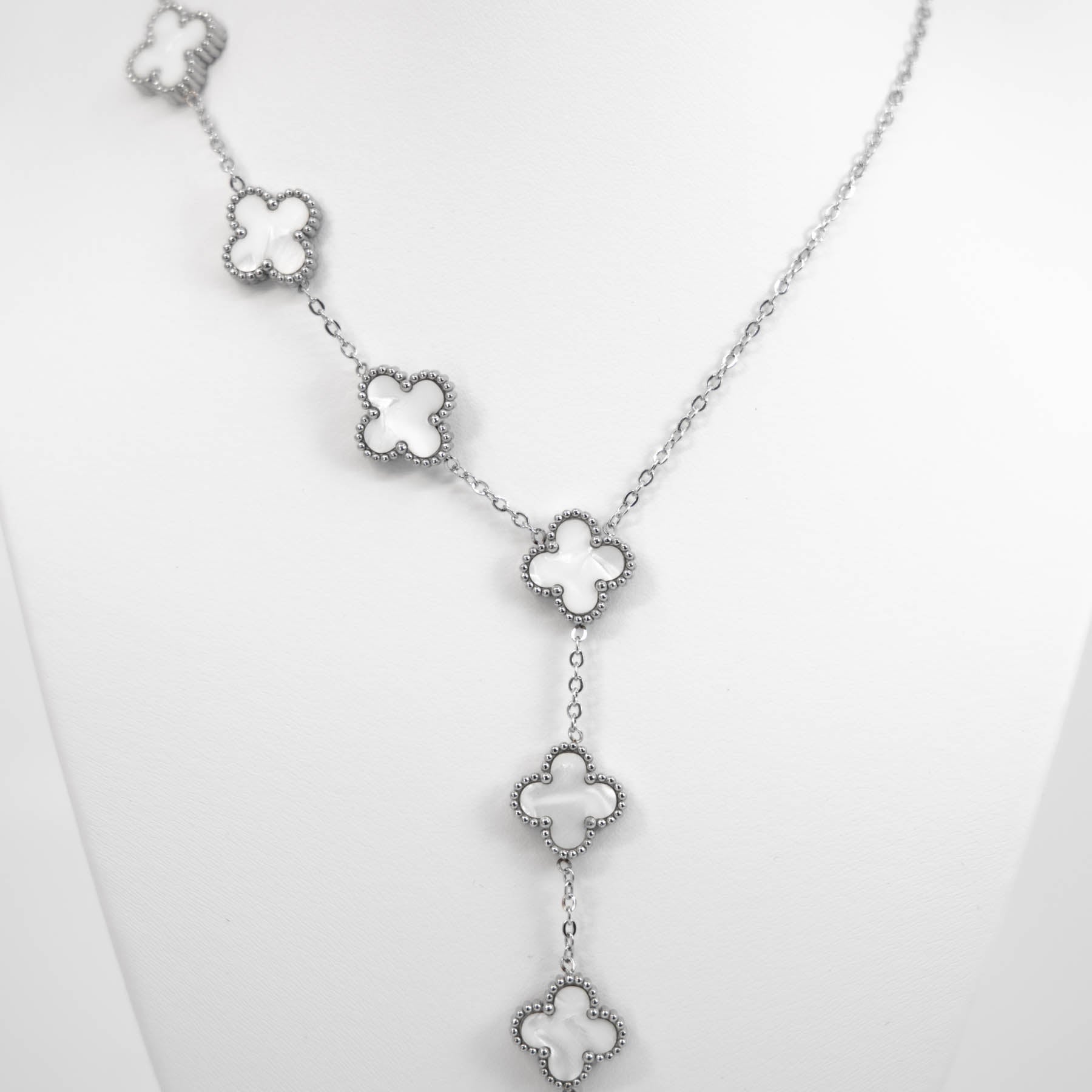 🐚 Set Clover – Colier și Cercei