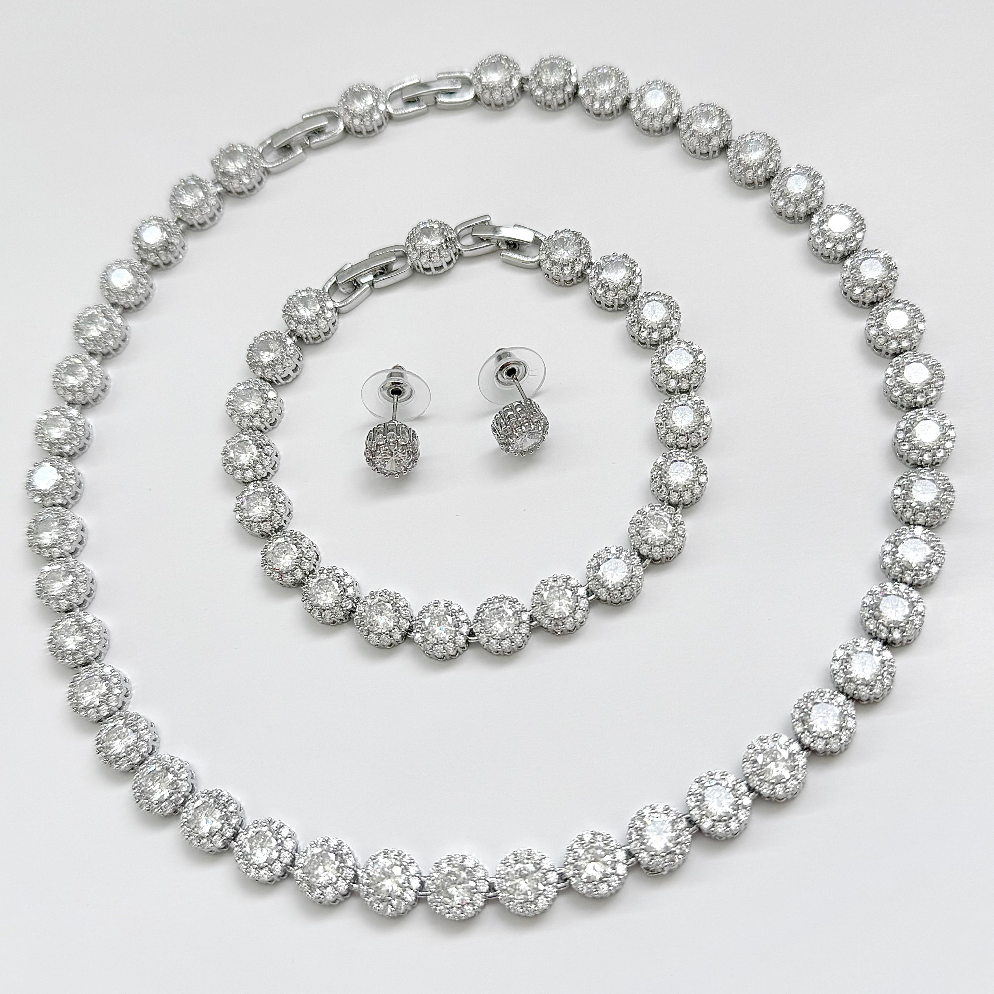 ✨ Set Lux 3 Piese Zirconia AAA+ (Colier, Brățară, Cercei)