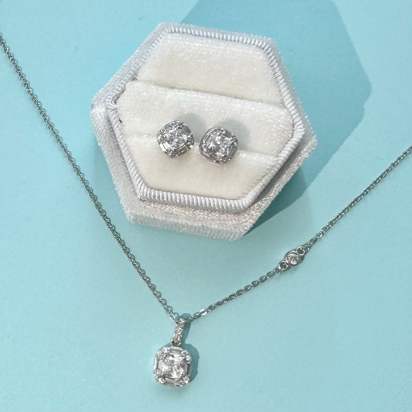 💠 Set Square din Argint –  Rafinament Absolut