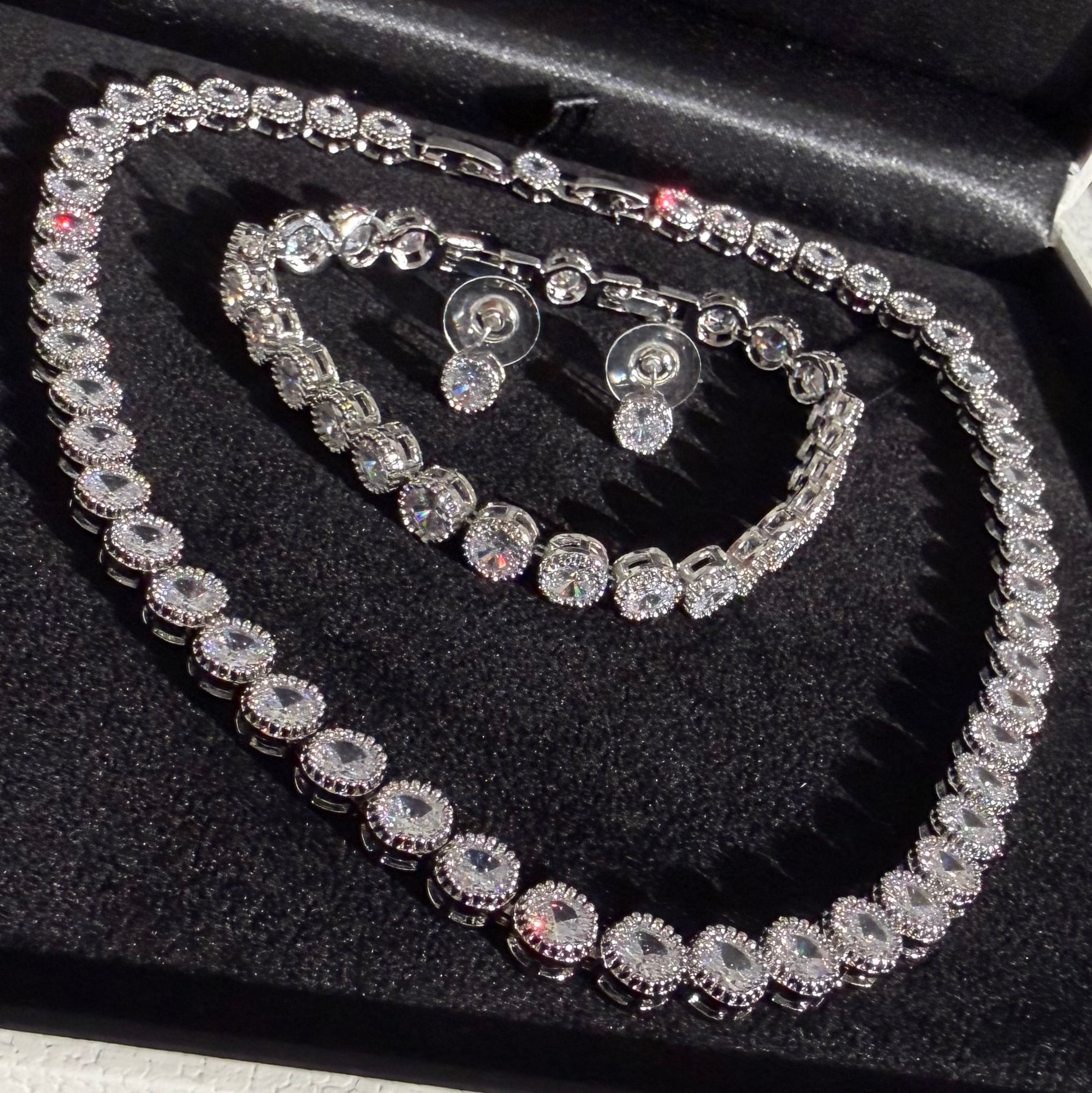 Set Royal Shine – Colier, Brățară și Cercei