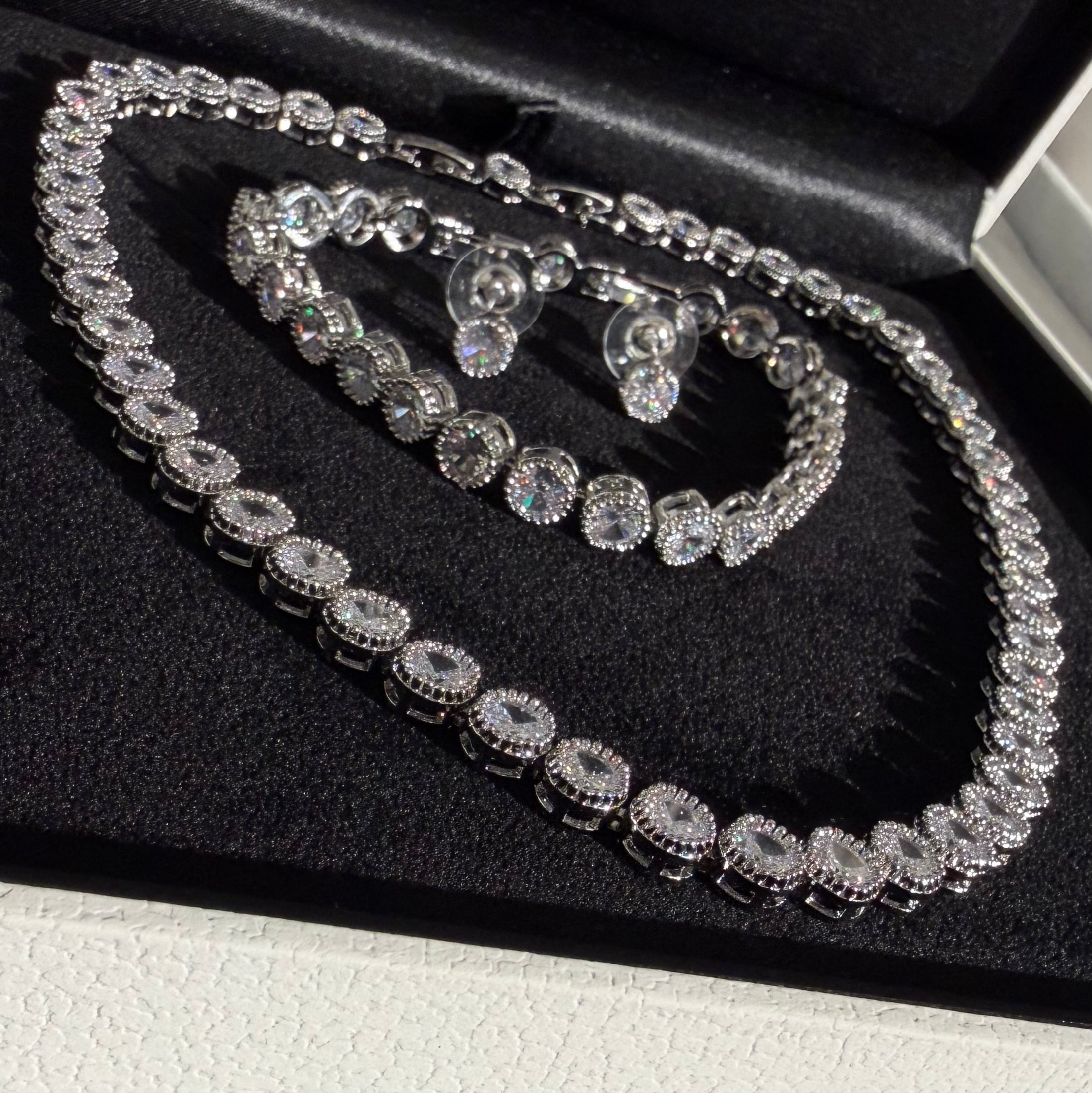 Set Royal Shine – Colier, Brățară și Cercei