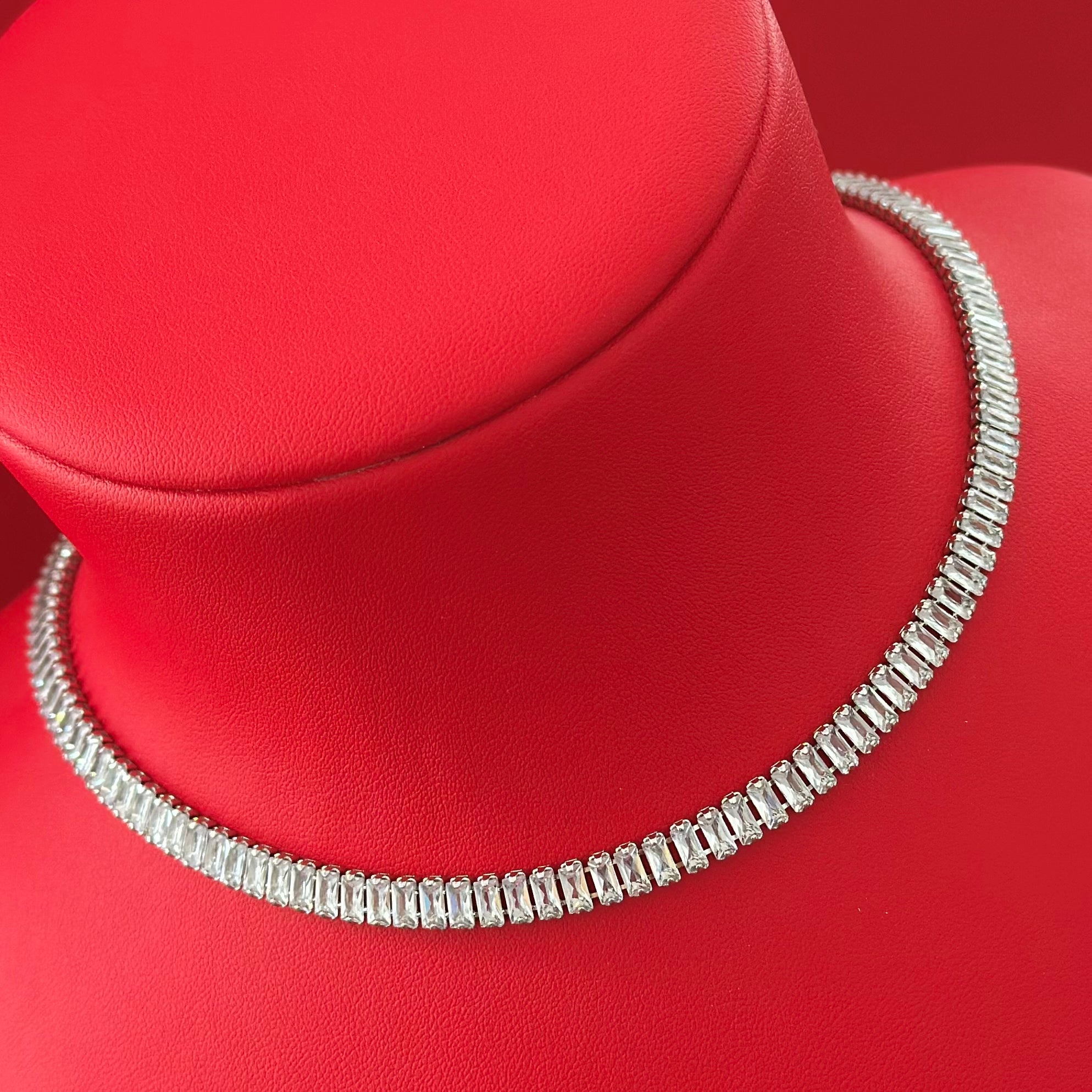 💎 Colier Long Tennis – Strălucire Continuă