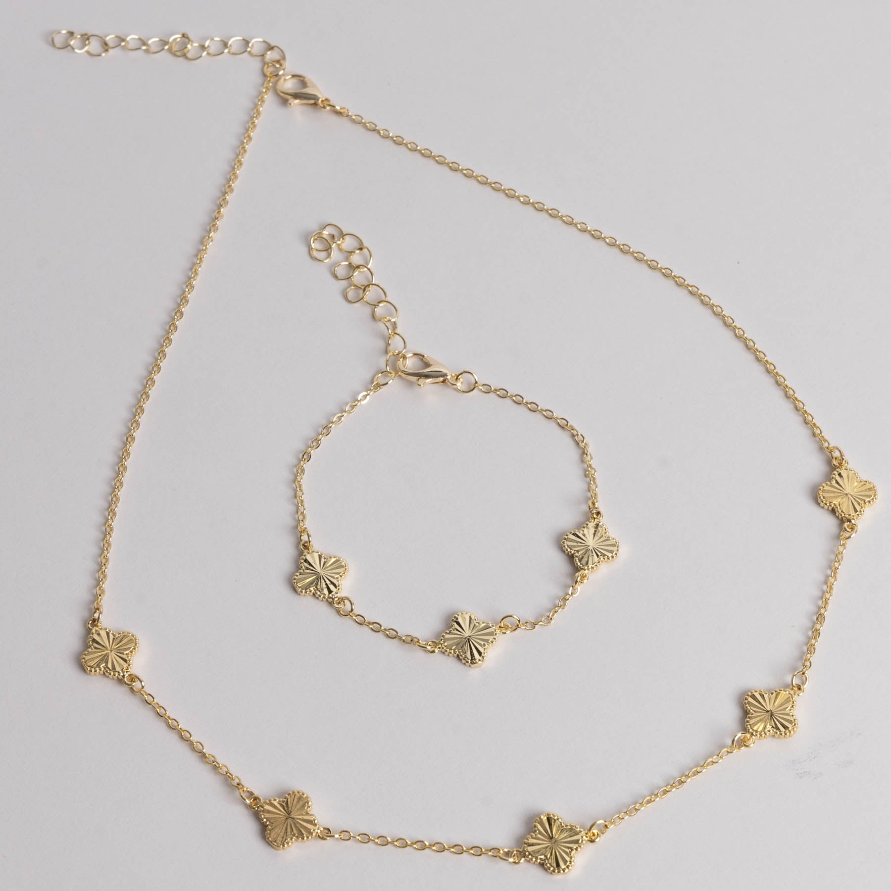 🌟 Set Melissa Gold – Strălucire delicată, eleganță eternă