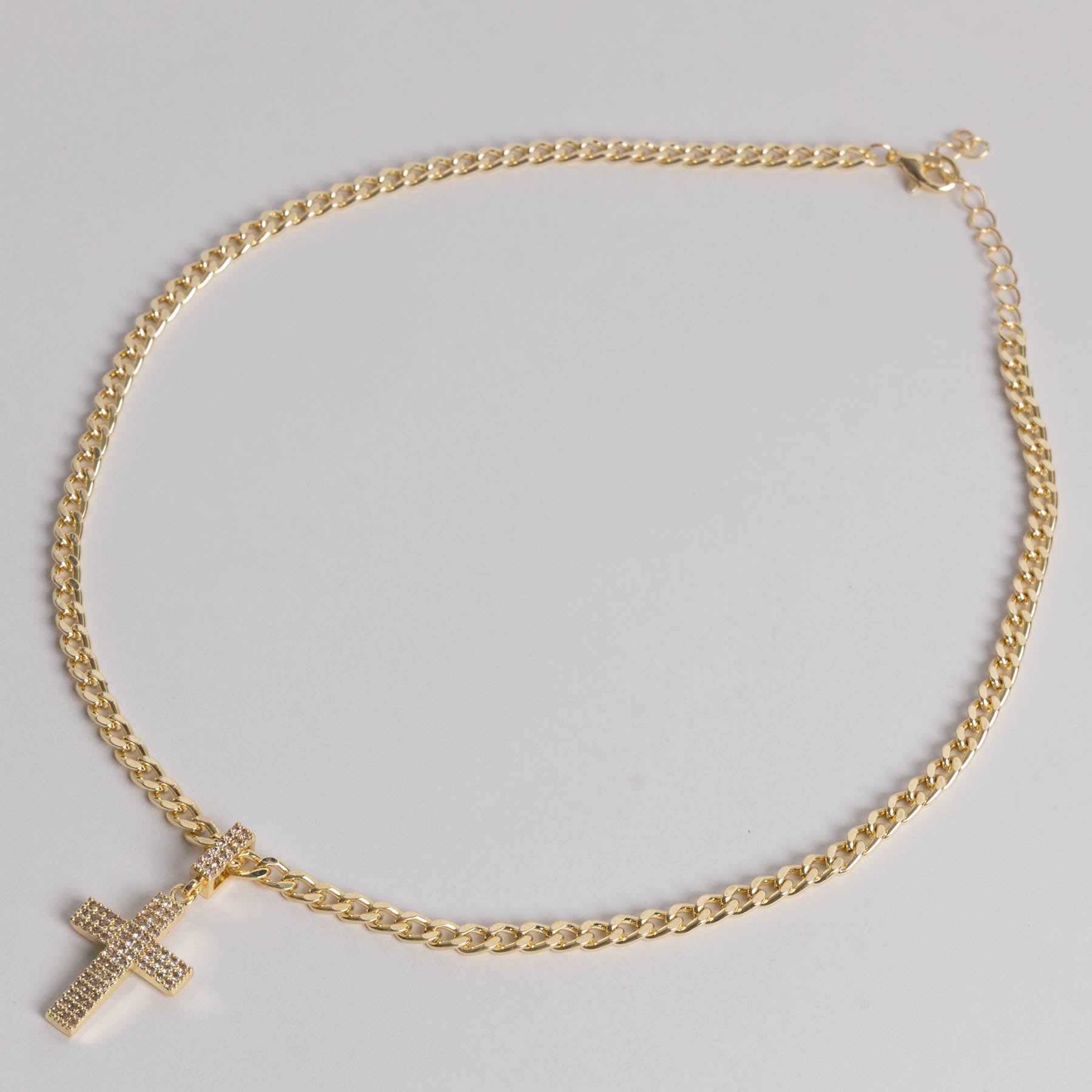 ✨ Colier Cuban Cruce – Oțel Inoxidabil Placat cu Aur
