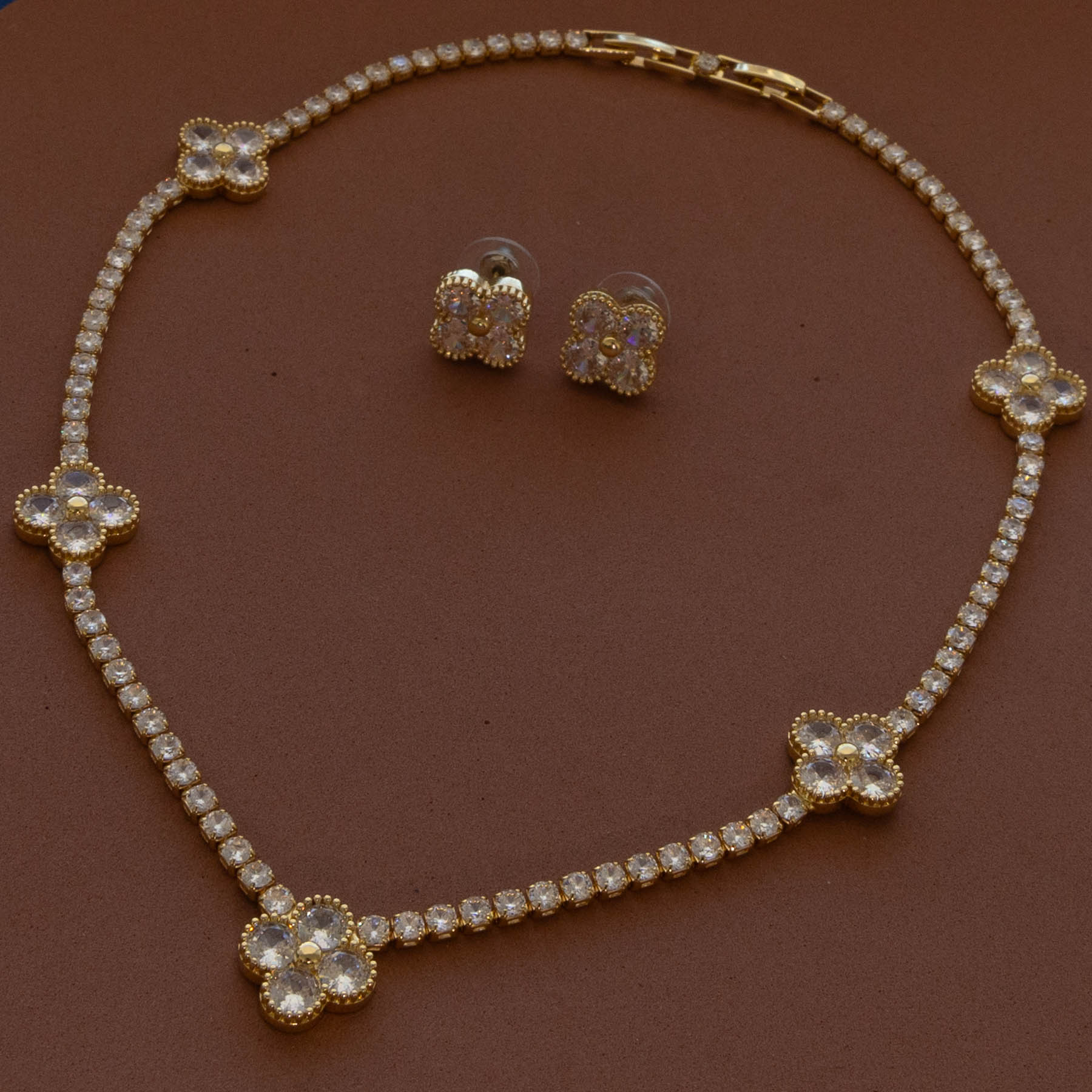 ✨ Set Golden Clover