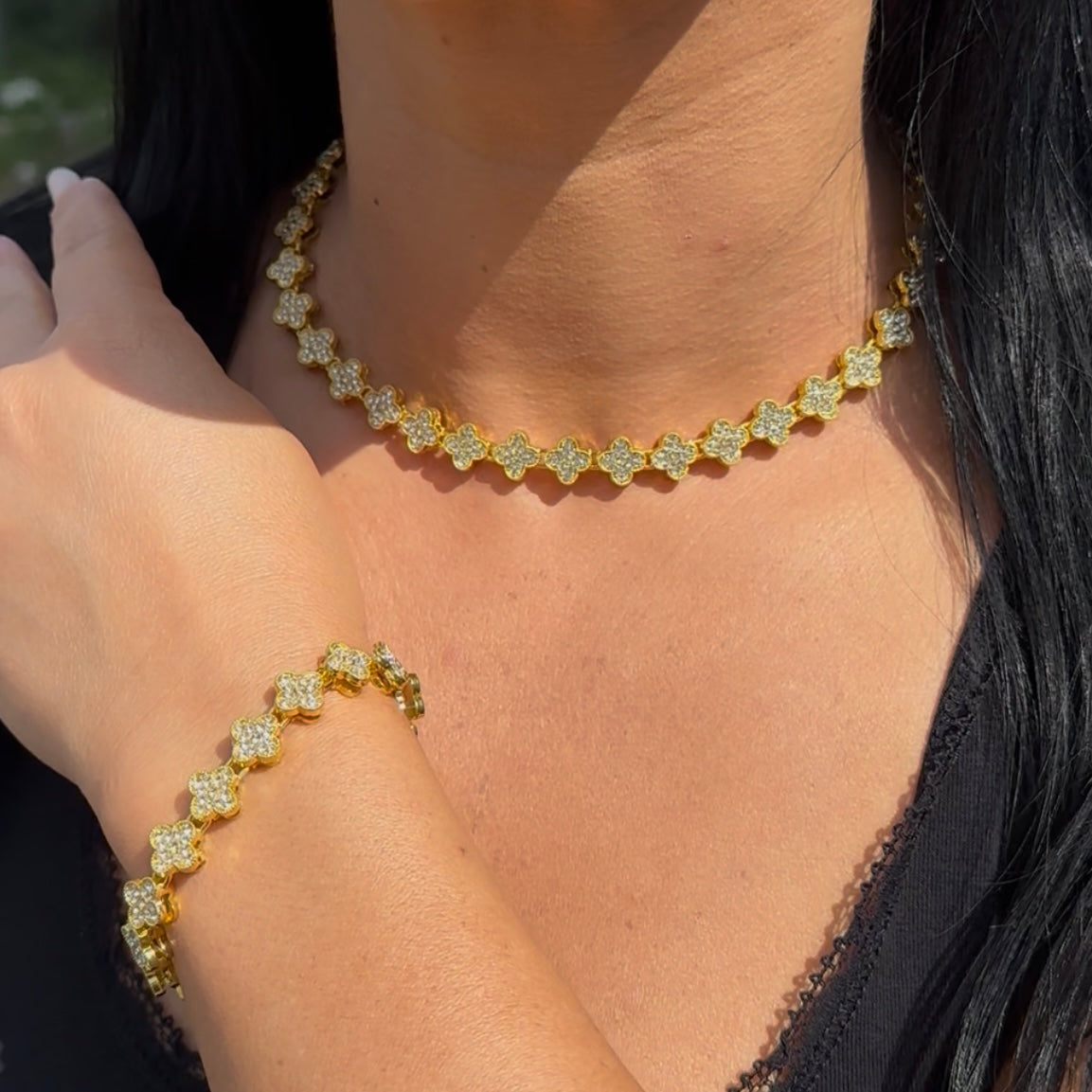 ✨ Set Special Clover Gold –  Eleganță Caldă