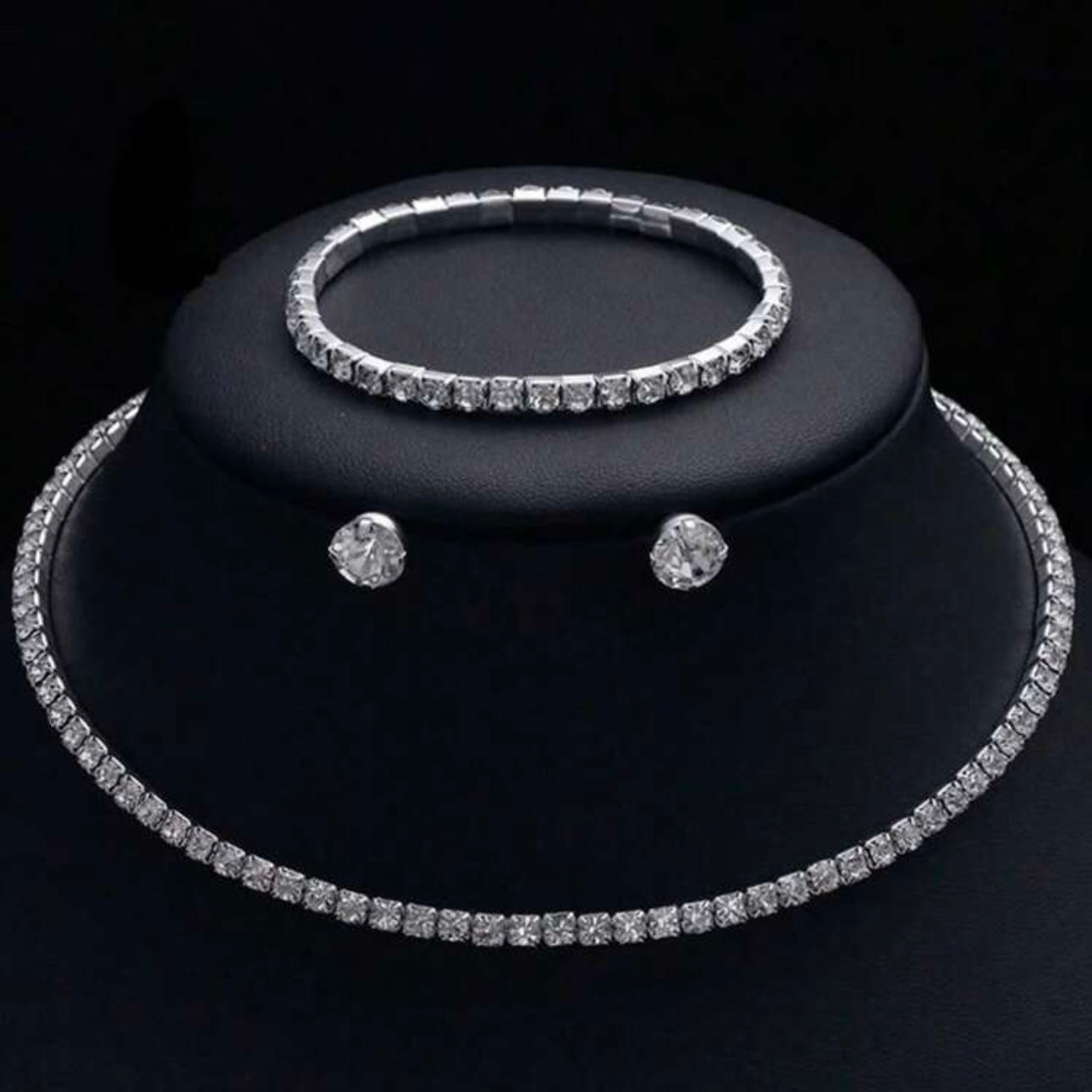 💎 Set Diamond Chic – Colier + Brățară + Cercei