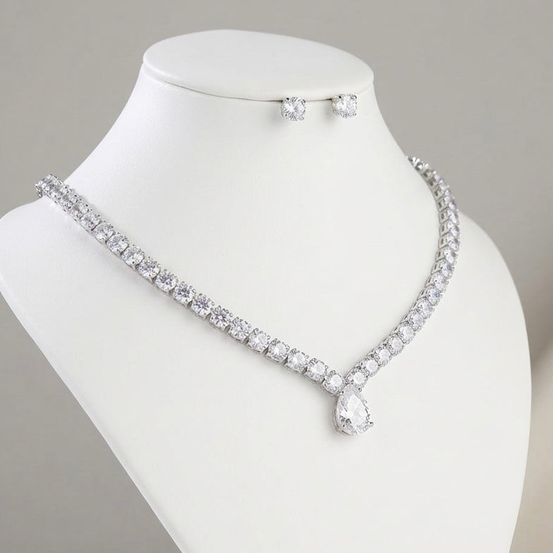 ✨ Set Colier & Cercei Diamond Drop – Strălucire de Gală