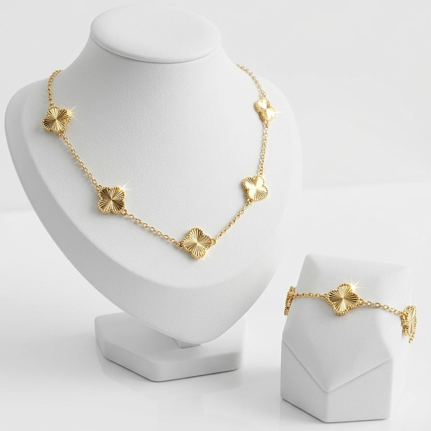 Set de Bijuterii Trifoi Placat cu Aur 18K + Cercei cadou
