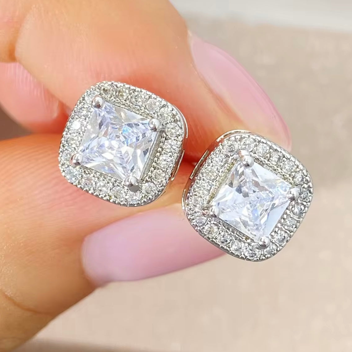 🔲 Cercei Big Square din Argint – Îndrăzneți