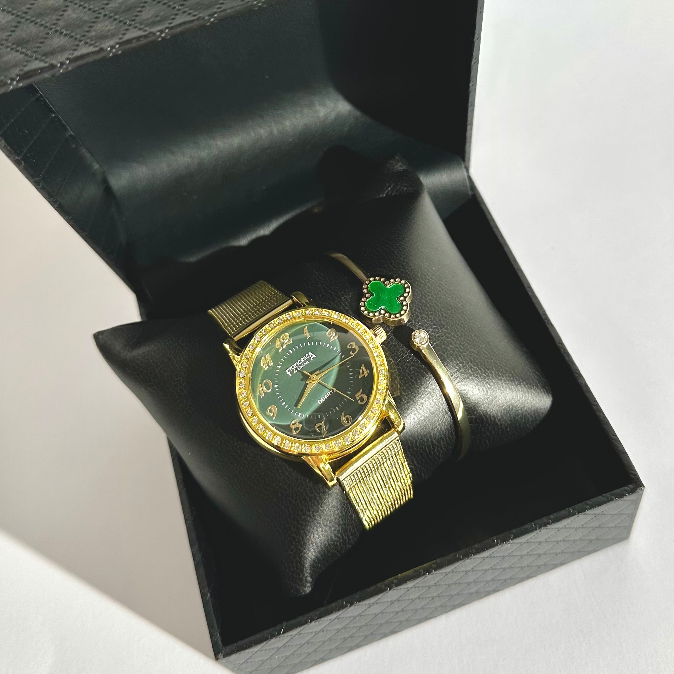 ⌚✨ Set Ceas Elegant Gold & Brățară cu Trifoi Verde Cadou